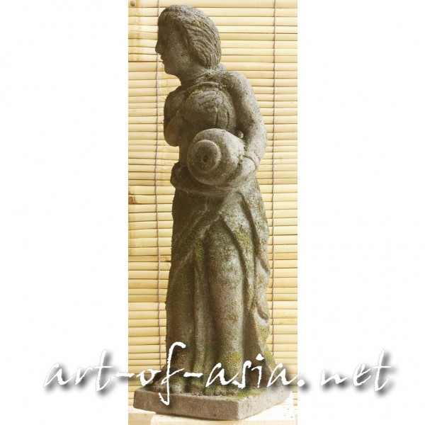 Bild 2 - Balinesische Frau, stehend, 067cm, schwarzer Lavastein